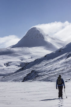Facing the peak - Free image #427949